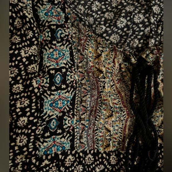 ❤️ditsy boho lace up top - Picture 2 of 4